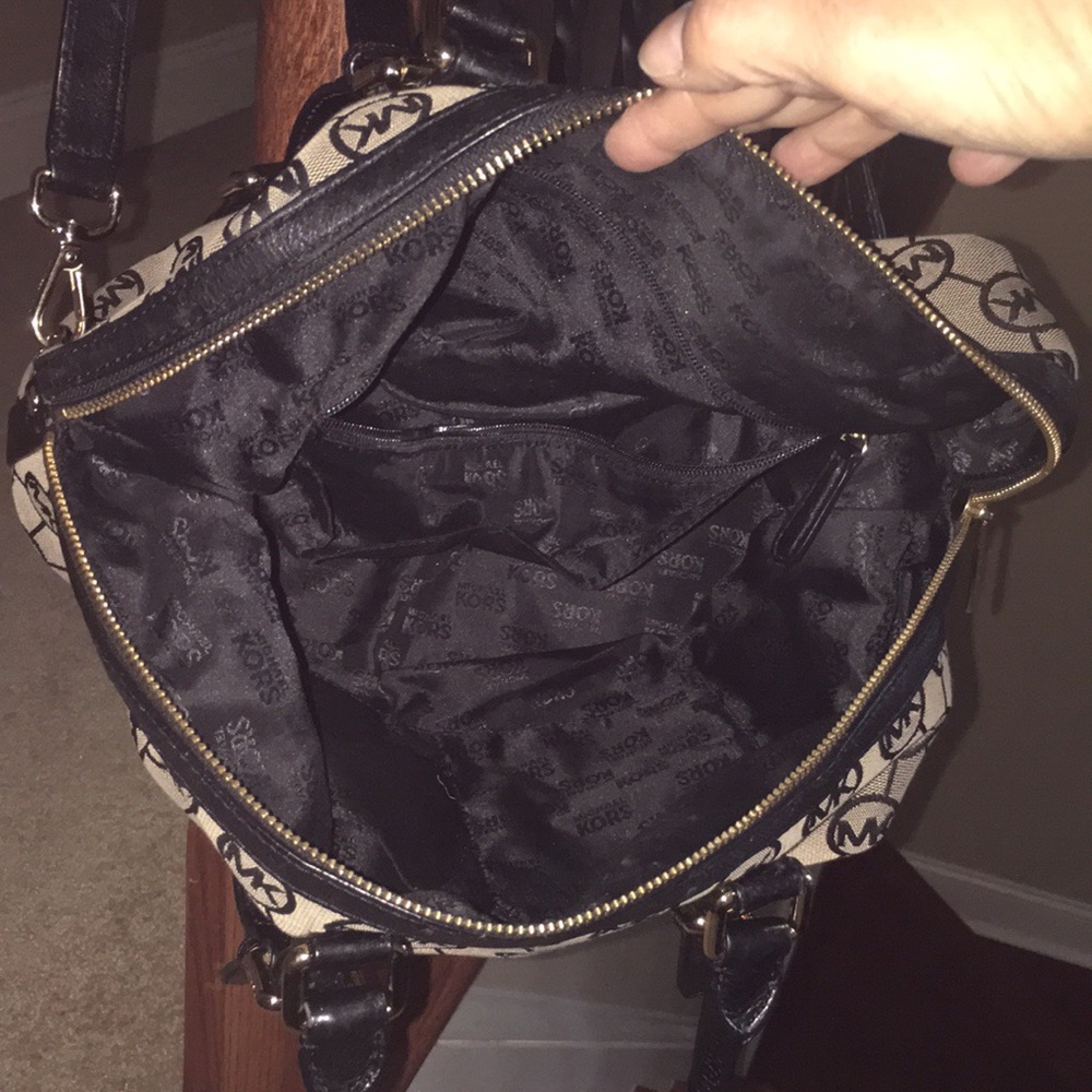MK MONOGRAM BEDFORD SATCHEL - Picture 7 of 7
